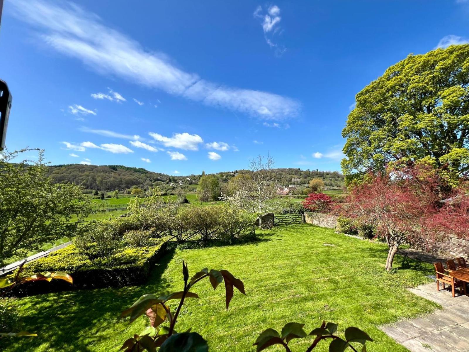 Abenhall Cottages Mitcheldean Exterior foto